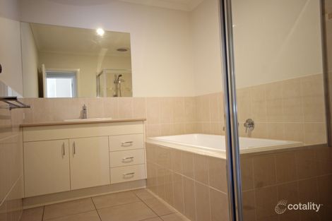 Property photo of 1/52 Riverboat Drive Thurgoona NSW 2640