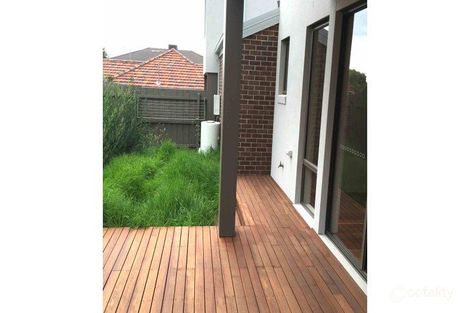 Property photo of 3/427 Warrigal Road Burwood VIC 3125