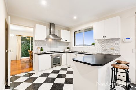 Property photo of 696 Highbury Road Glen Waverley VIC 3150