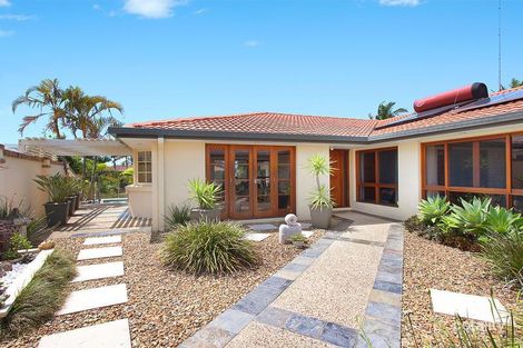 Property photo of 9 Argyle Crescent Bundall QLD 4217