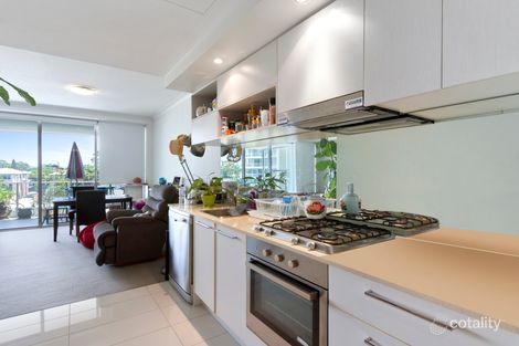 Property photo of 302/430 Marine Parade Biggera Waters QLD 4216