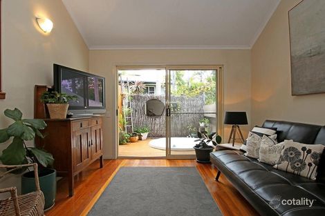 Property photo of 20 Caniaba Crescent Suffolk Park NSW 2481