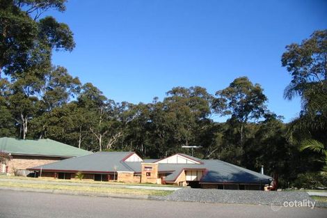 71 Connaught Rd, Valentine, NSW 2280