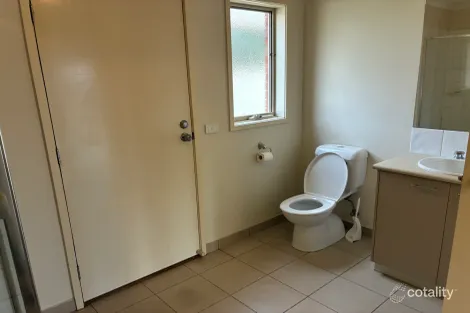 Property photo of 5 Strauss Avenue Shepparton VIC 3630