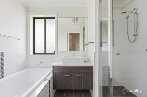 Property photo of 15 Indigofera Circuit Mount Annan NSW 2567