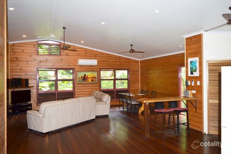 Property photo of 8 Mission Circle Wongaling Beach QLD 4852