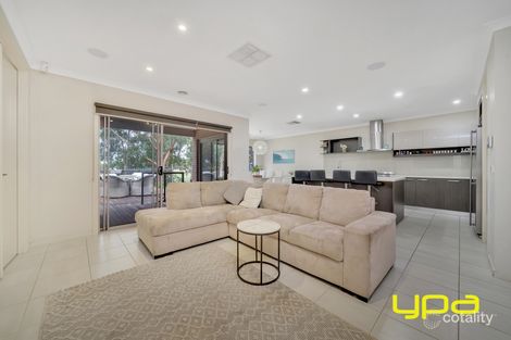 Property photo of 73 Sandarra Boulevard Sandhurst VIC 3977