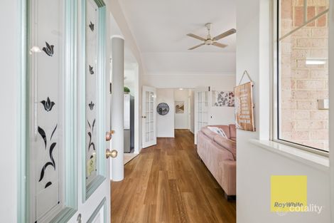 Property photo of 2/18 Canning Road Kalamunda WA 6076