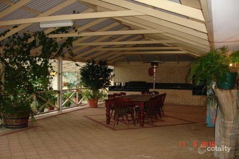 Property photo of 32 Lorenz Way Oakford WA 6121