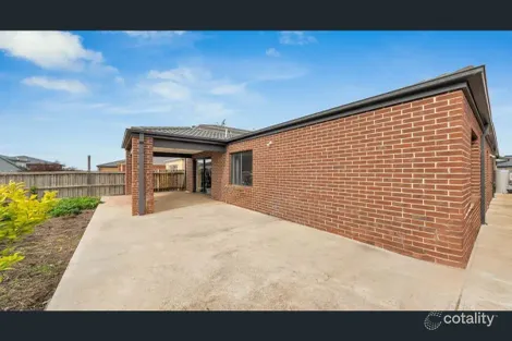 Property photo of 33 Vautier Avenue Mickleham VIC 3064