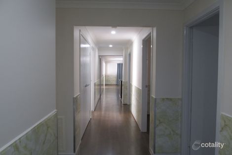 Property photo of 10 Jonah Parade Deer Park VIC 3023