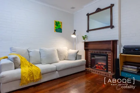Property photo of 10 Holford Way Wilson WA 6107