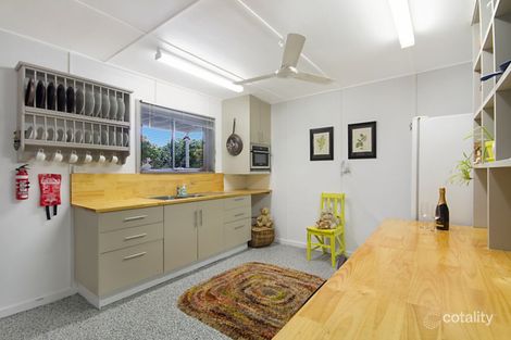 14 Tweed St, Coolangatta, QLD 4225