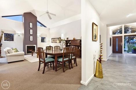 Property photo of 12 Woodstock Drive Doreen VIC 3754