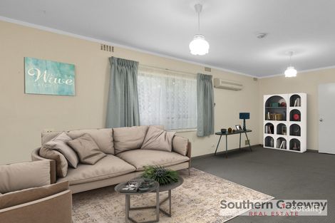 4/13 Milton Pl, Orelia, WA 6167