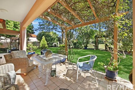 Property photo of 25 Meadowview Drive Carrara QLD 4211