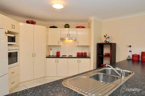 Property photo of 42 Kelly Circle Rutherford NSW 2320