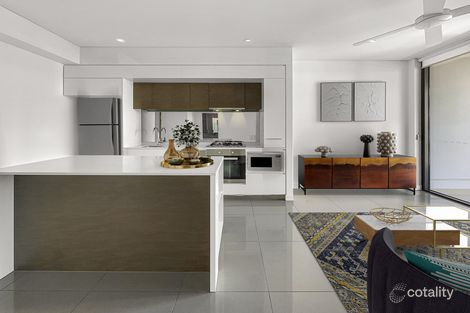 33 Remora Rd, Hamilton, QLD 4007