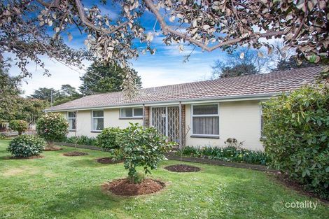 20 Morris Rd, Woodend, VIC 3442