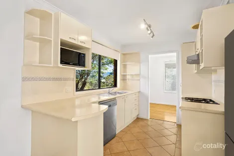 Property photo of 2 Premier Drive Albion Park NSW 2527