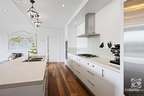 Property photo of 11 Sunningdale Street West Wodonga VIC 3690