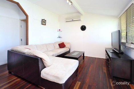 Property photo of 28 Fegen Drive Moorooka QLD 4105