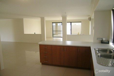 7 Rosemary Ave, Darch, WA 6065