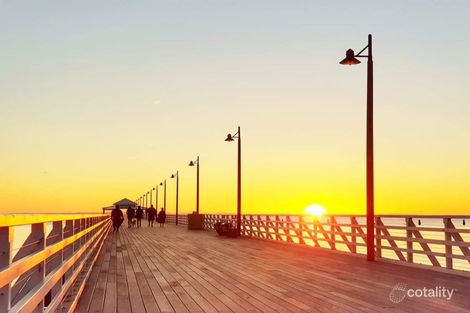 6 Park Pde, Shorncliffe, QLD 4017