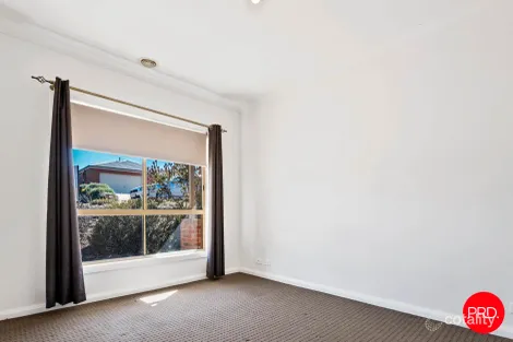 Property photo of 3B Alison Boulevard Epsom VIC 3551