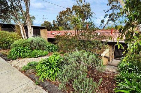 Property photo of 17 White Avenue Kew East VIC 3102