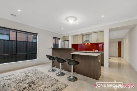 Property photo of 36 Pine Park Drive Wollert VIC 3750