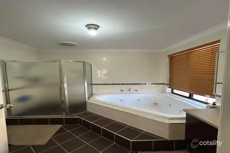 Property photo of 9 Pomera Drive Byford WA 6122