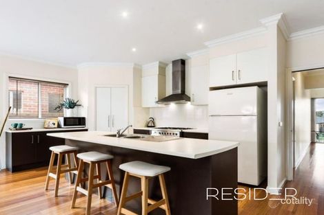 Property photo of 8 Dargo Crescent Doreen VIC 3754