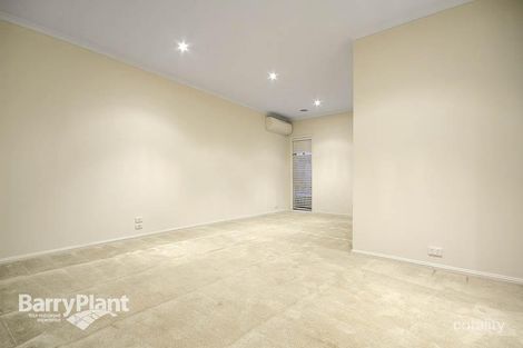 Property photo of 16 Penrose Drive Narre Warren South VIC 3805