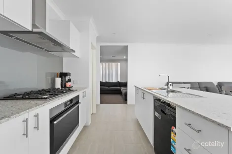 Property photo of 14 Kerf Way Baldivis WA 6171