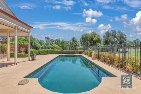 Property photo of 61 Schoeffel Drive Echuca VIC 3564