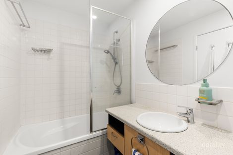 Property photo of 77/139 Commercial Road Teneriffe QLD 4005