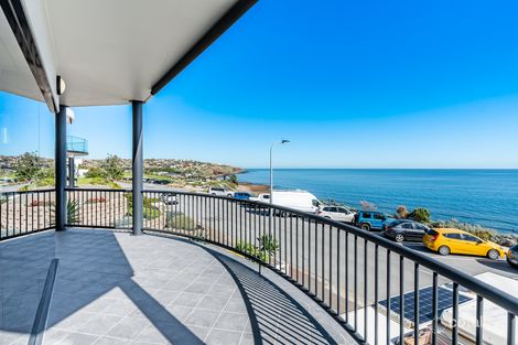 1/2a Heron Way, Hallett Cove, SA 5158