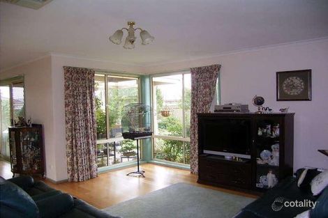 Property photo of 26 Jenny Wren Place East Albury NSW 2640