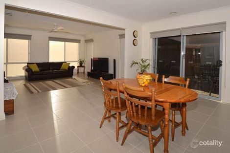 Property photo of 5 Emmetts Mews Deer Park VIC 3023