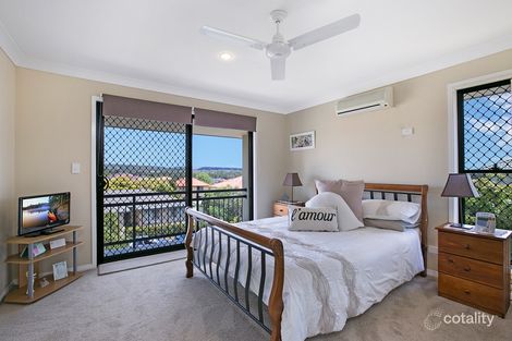 Property photo of 17 Respall Way Arundel QLD 4214