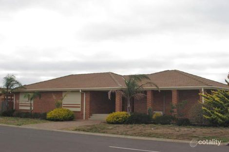 36 Newham Way, Altona Meadows, VIC 3028