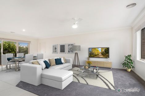 Property photo of 42 Wattlewoods Place Carrum Downs VIC 3201