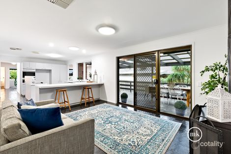Property photo of 116 Warralong Avenue Greensborough VIC 3088