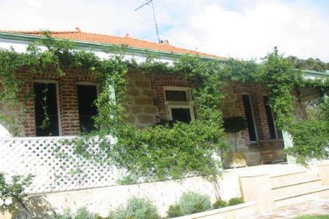 Property photo of 196 Hampton Road Beaconsfield WA 6162