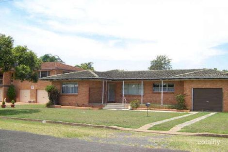 Property photo of 24 Wainwright Street Svensson Heights QLD 4670