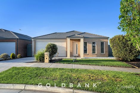 Property photo of 21 Stark Circuit Cranbourne East VIC 3977