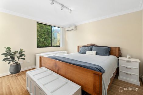 Property photo of 3/4 Surfview Road Mona Vale NSW 2103