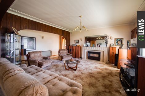 Property photo of 3 Queens Parade Fawkner VIC 3060