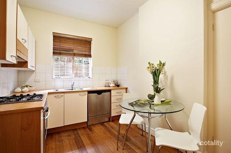 Property photo of 2/5 Lansdowne Road St Kilda East VIC 3183